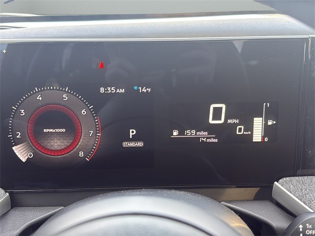 Nissan Kicks Vehicle Full-screen Gallery Image 27