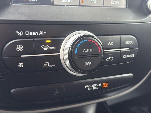 Kia Soul Vehicle Full-screen Gallery Image 30