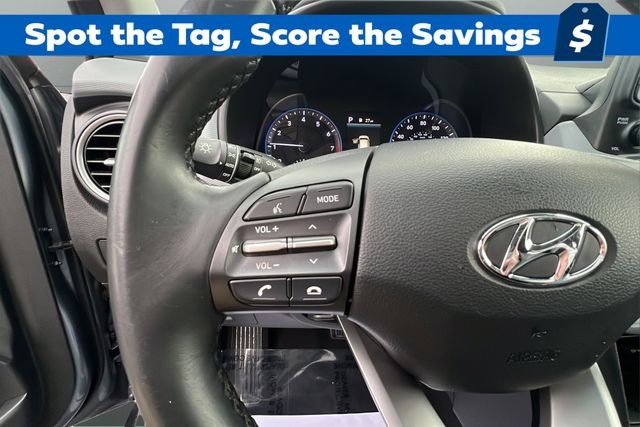 Hyundai Kona Vehicle Full-screen Gallery Image 11