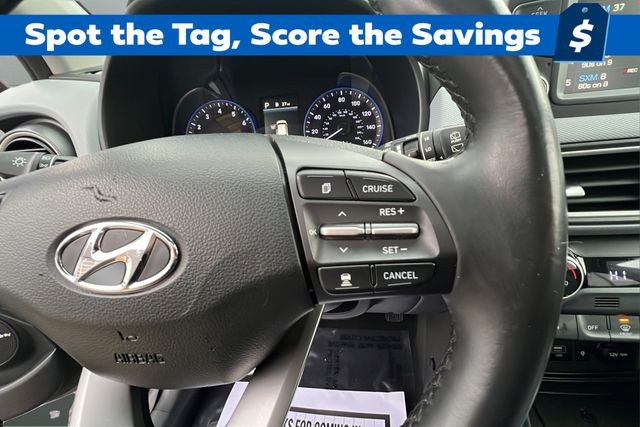 Hyundai Kona Vehicle Full-screen Gallery Image 12