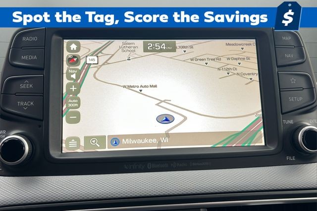 Hyundai Kona Vehicle Full-screen Gallery Image 17