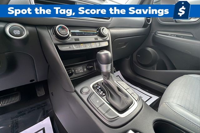 Hyundai Kona Vehicle Full-screen Gallery Image 18