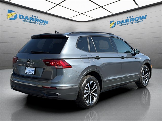 Volkswagen Tiguan Vehicle Full-screen Gallery Image 5