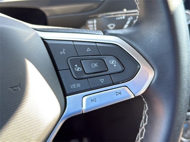 Volkswagen Tiguan Vehicle Full-screen Gallery Image 21