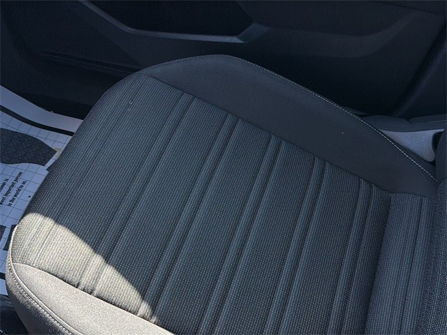 Volkswagen Tiguan Vehicle Full-screen Gallery Image 27