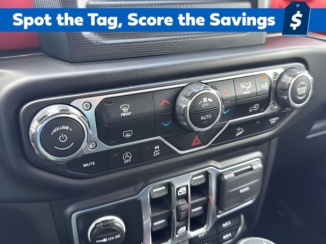 Jeep Wrangler Vehicle Full-screen Gallery Image 11