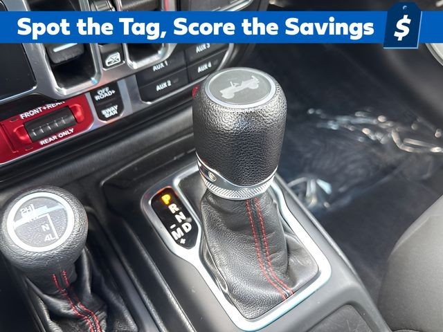 Jeep Wrangler Vehicle Full-screen Gallery Image 14