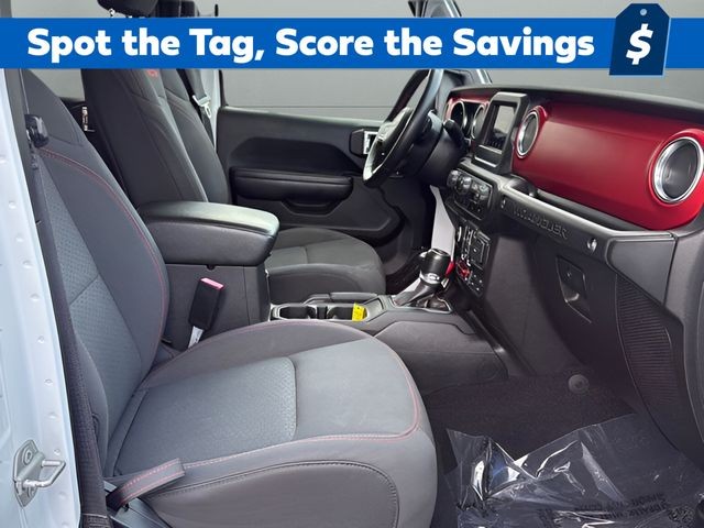 Jeep Wrangler Vehicle Full-screen Gallery Image 29