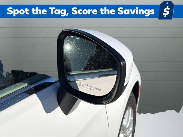 Chrysler Voyager Vehicle Full-screen Gallery Image 28