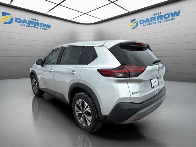 Nissan Rogue Vehicle Full-screen Gallery Image 3