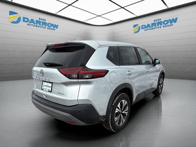 Nissan Rogue Vehicle Full-screen Gallery Image 5