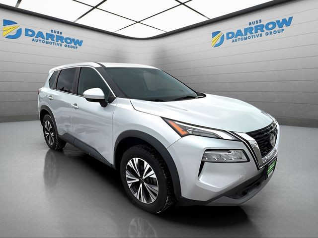 Nissan Rogue Vehicle Full-screen Gallery Image 7