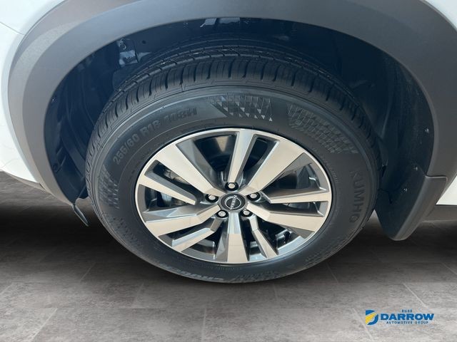 Nissan Pathfinder Vehicle Full-screen Gallery Image 25