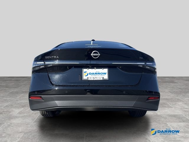 Nissan Sentra Vehicle Full-screen Gallery Image 4