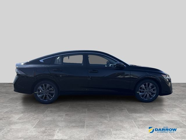 Nissan Sentra Vehicle Full-screen Gallery Image 22