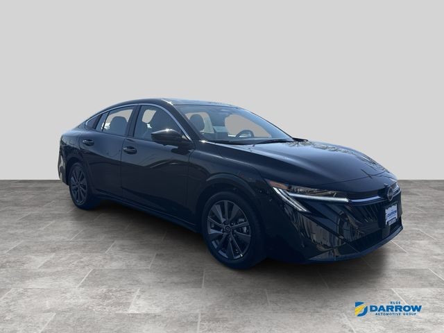 Nissan Sentra Vehicle Full-screen Gallery Image 3
