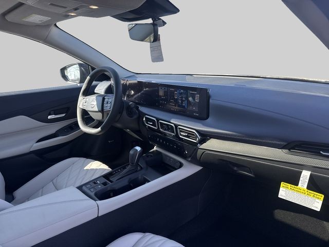 Nissan Sentra Vehicle Full-screen Gallery Image 14