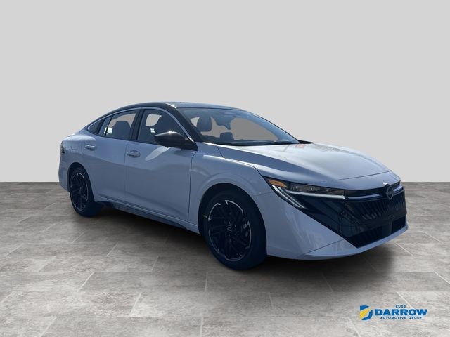 Nissan Sentra Vehicle Full-screen Gallery Image 3