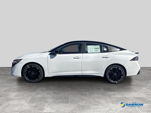 Nissan Sentra Vehicle Full-screen Gallery Image 22