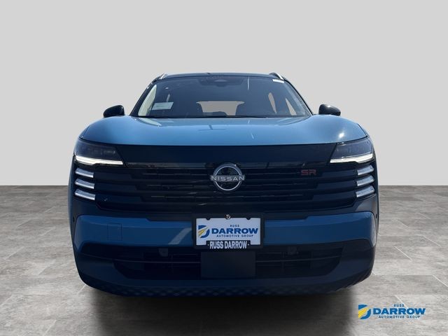 Nissan Kicks Vehicle Full-screen Gallery Image 2