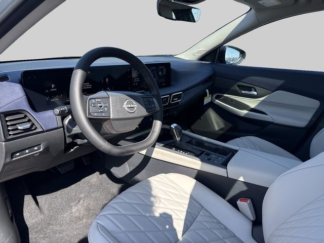 Nissan Sentra Vehicle Full-screen Gallery Image 6