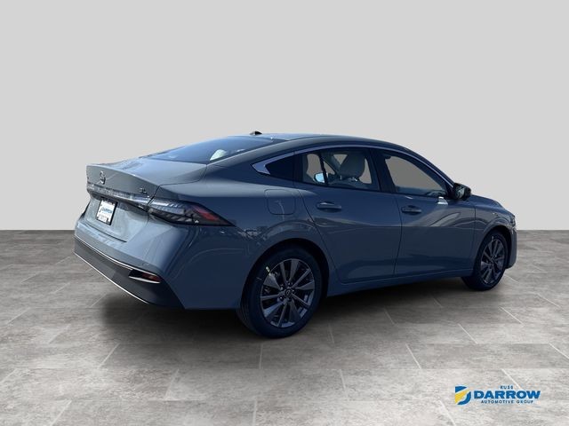 Nissan Sentra Vehicle Full-screen Gallery Image 21