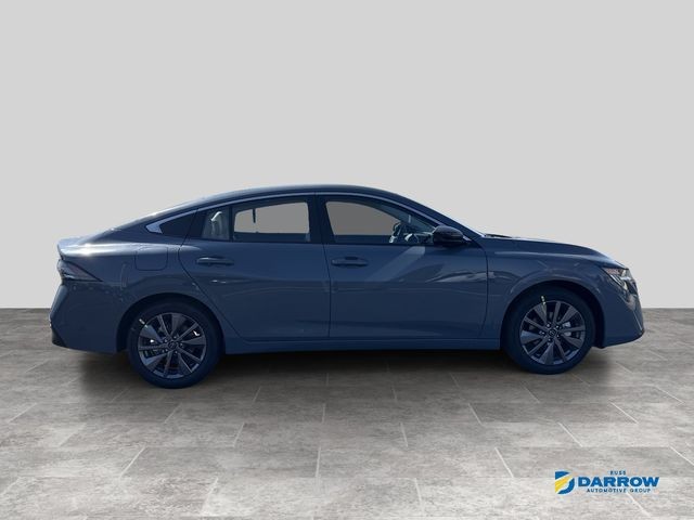 Nissan Sentra Vehicle Full-screen Gallery Image 22