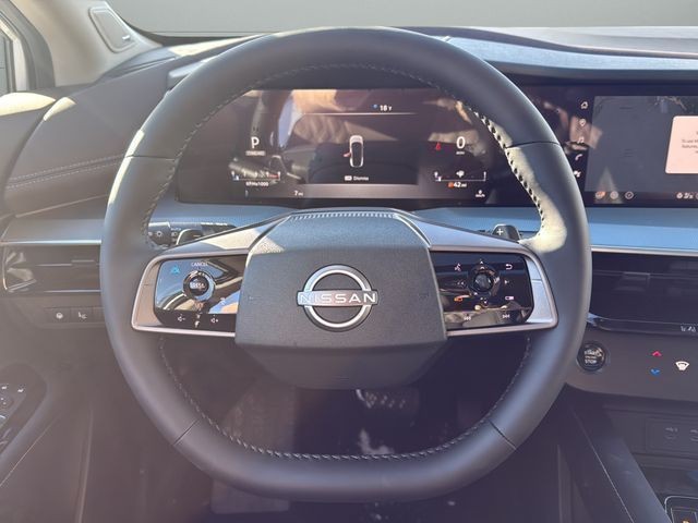 Nissan Murano Vehicle Full-screen Gallery Image 19