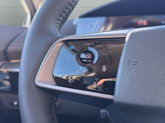 Nissan Murano Vehicle Full-screen Gallery Image 20