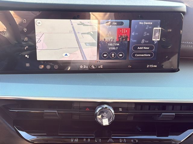 Nissan Murano Vehicle Full-screen Gallery Image 22