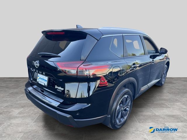 Nissan Rogue Vehicle Full-screen Gallery Image 21