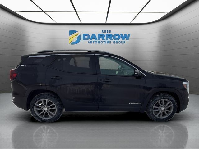 GMC Terrain Vehicle Full-screen Gallery Image 6