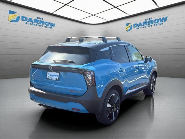 Nissan Kicks Vehicle Full-screen Gallery Image 5