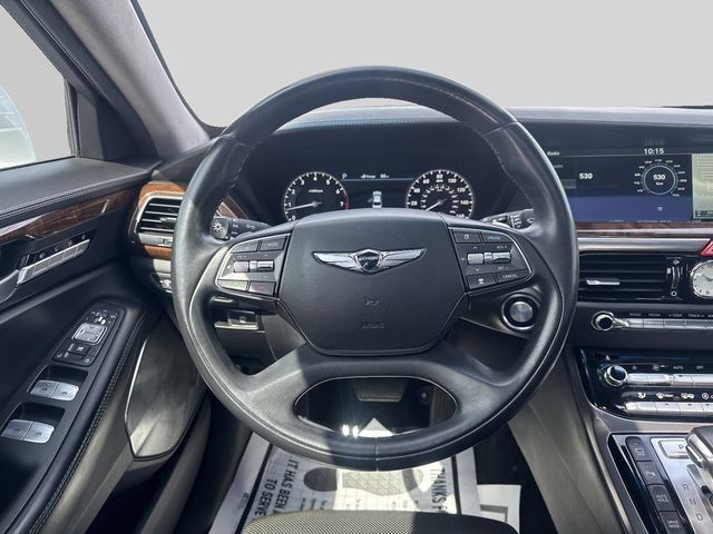 Genesis G90 Vehicle Full-screen Gallery Image 13