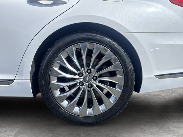 Genesis G90 Vehicle Full-screen Gallery Image 20