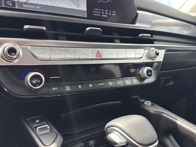Kia Telluride Vehicle Full-screen Gallery Image 21
