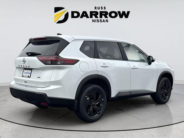 Nissan Rogue Vehicle Full-screen Gallery Image 6