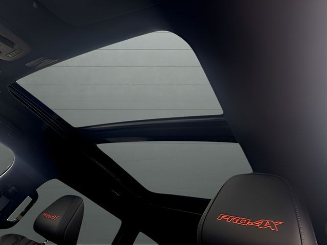 Nissan Armada Vehicle Full-screen Gallery Image 20