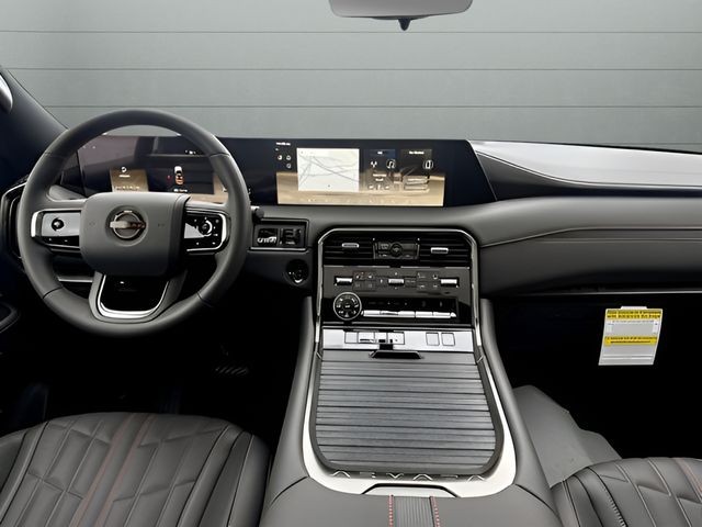 Nissan Armada Vehicle Full-screen Gallery Image 21