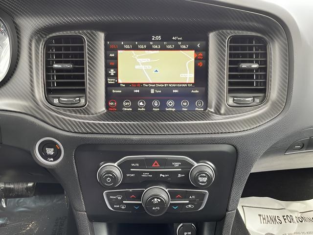 Dodge Charger Vehicle Full-screen Gallery Image 22