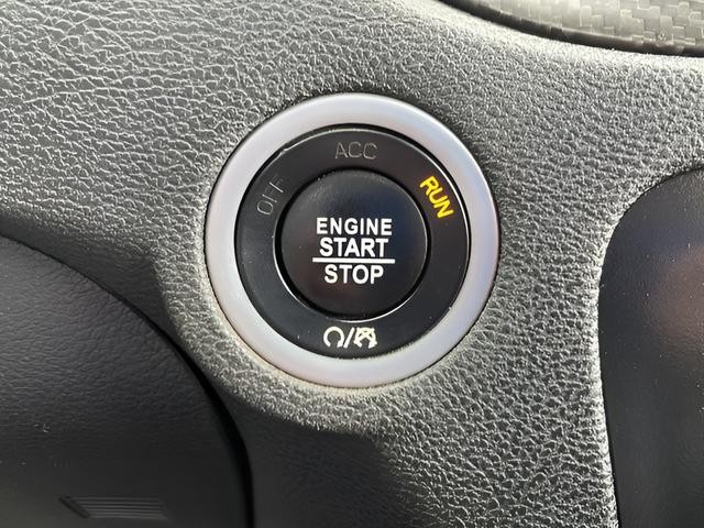 Dodge Charger Vehicle Full-screen Gallery Image 26