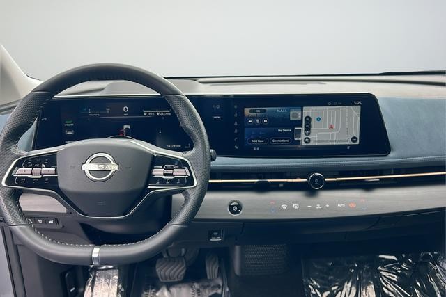 Nissan ARIYA Vehicle Full-screen Gallery Image 11