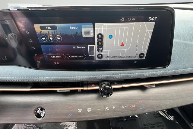 Nissan ARIYA Vehicle Full-screen Gallery Image 14