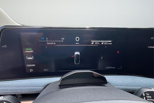 Nissan ARIYA Vehicle Full-screen Gallery Image 23