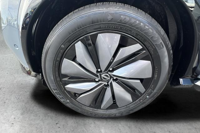 Nissan ARIYA Vehicle Full-screen Gallery Image 32