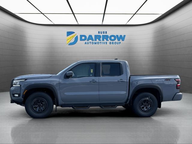 Nissan Frontier Vehicle Full-screen Gallery Image 2