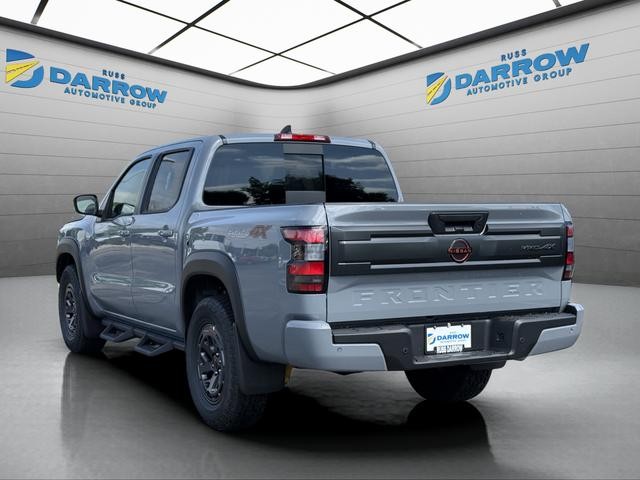 Nissan Frontier Vehicle Full-screen Gallery Image 3
