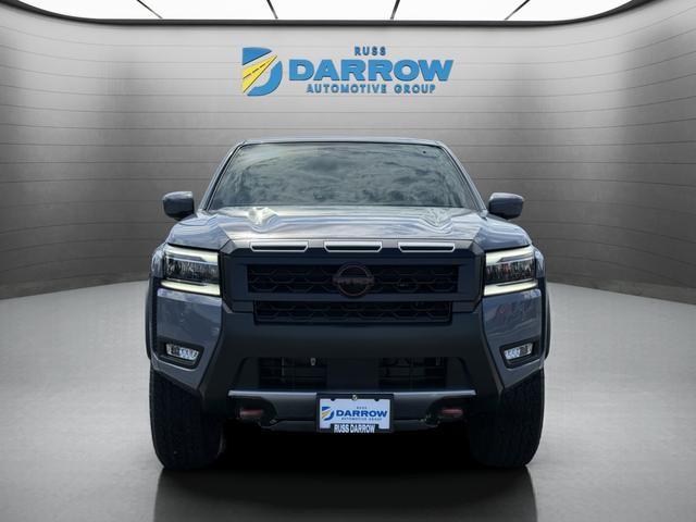 Nissan Frontier Vehicle Full-screen Gallery Image 8