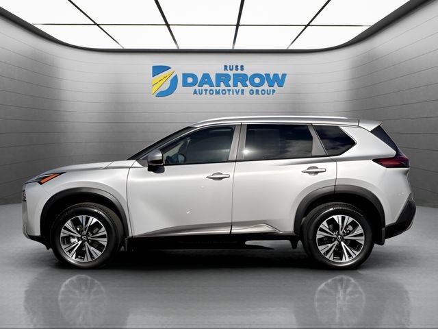 Nissan Rogue Vehicle Full-screen Gallery Image 2