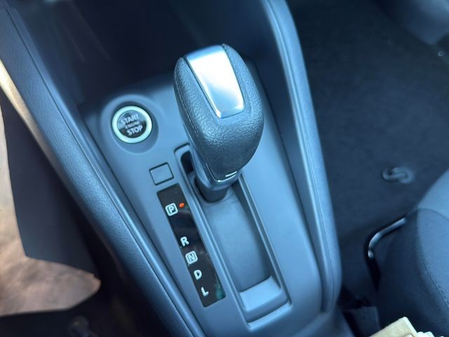 Nissan Kicks Play Vehicle Full-screen Gallery Image 12